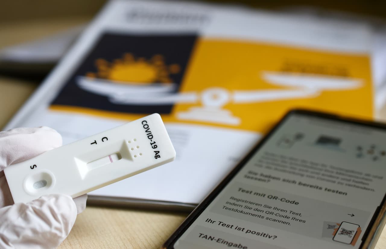 Como solicitar e fazer o teste rápido de COVID-19